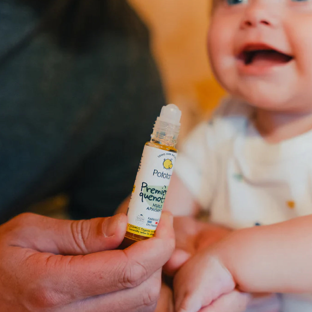 Huile apaisante pour bébé Première Quenotte, soin doux pour la maternité et le bien-être infantile